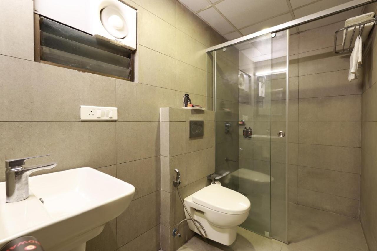 Hotel Ginger Ahmedabad Rto Circle Exterior foto